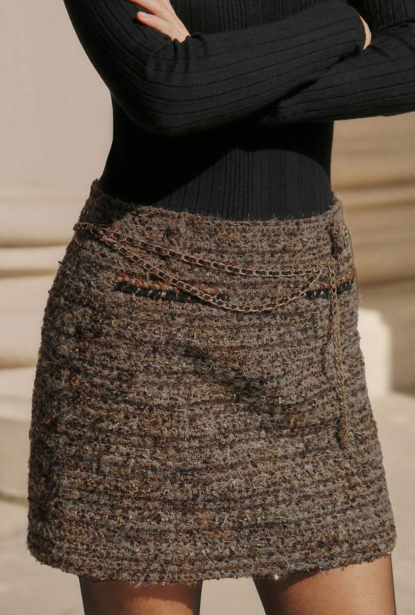 Petite Studio's Black and Gold Waist Chain