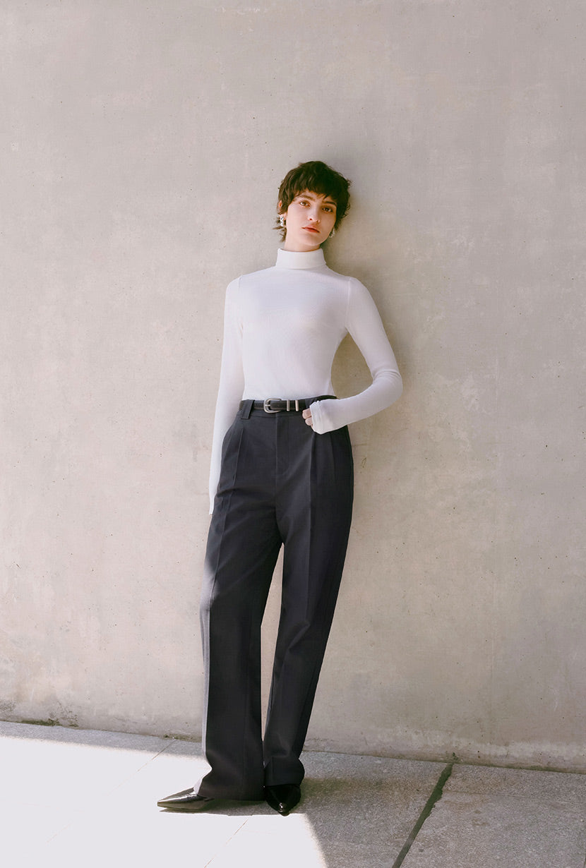 Petite Studio's Hadrien Pants in Grey