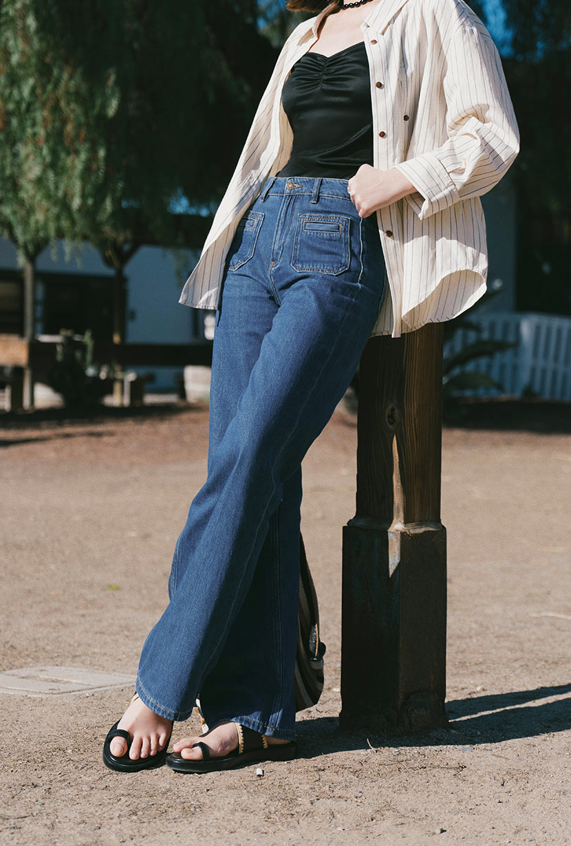 Petite Studio's Odilia Mid Rise Straight Leg Jeans in Mid Indigo