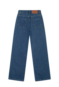 Petite Studio's Odilia Mid Rise Straight Leg Jeans in Mid Indigo