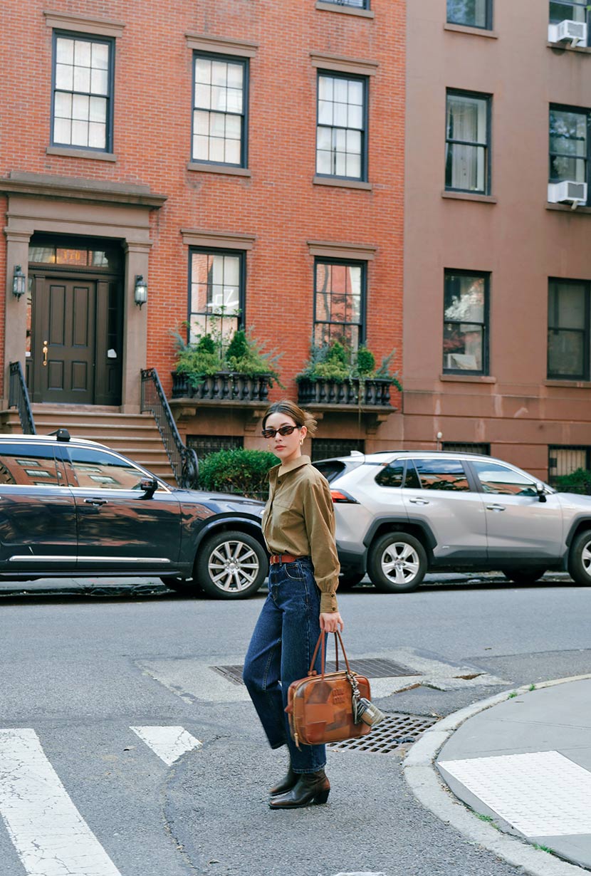 Petite Studio's Bentley Straight Cropped Jeans in Dark Indigo