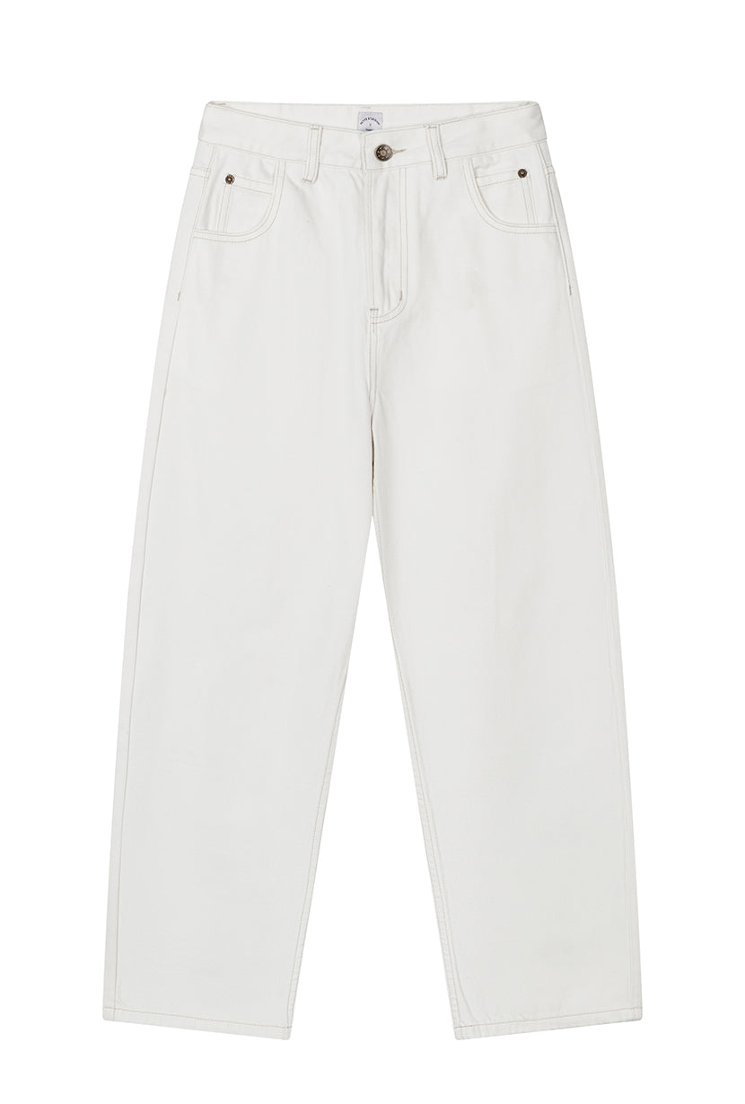 Petite Studio's Bentley Straight Cropped Jeans in White
