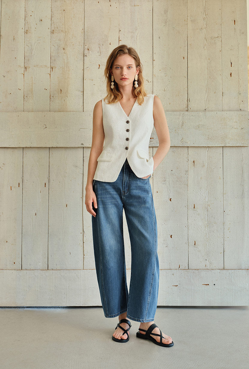 Petite Studio's Darien Linen Vest in Ivory 