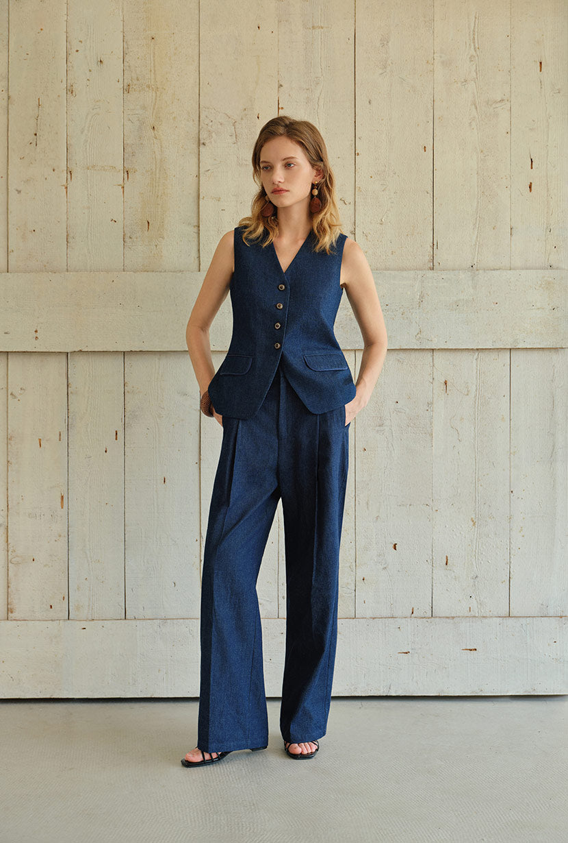 Petite Studio's Darien Cotton Vest in Indigo