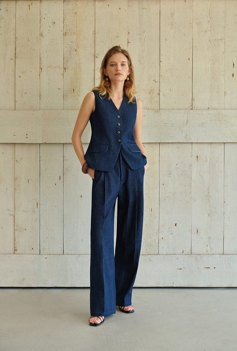 Petite Studio's Darien Cotton Vest in Indigo