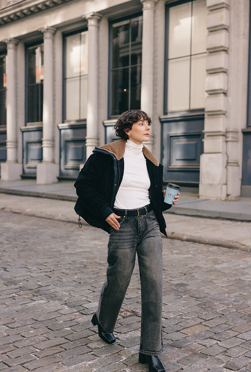 Petite Studio's Cayden Mid Rise Straight Leg Jeans in Charcoal 