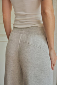 Petite Studio's Chase Cotton Straight Leg Pants in Heather White