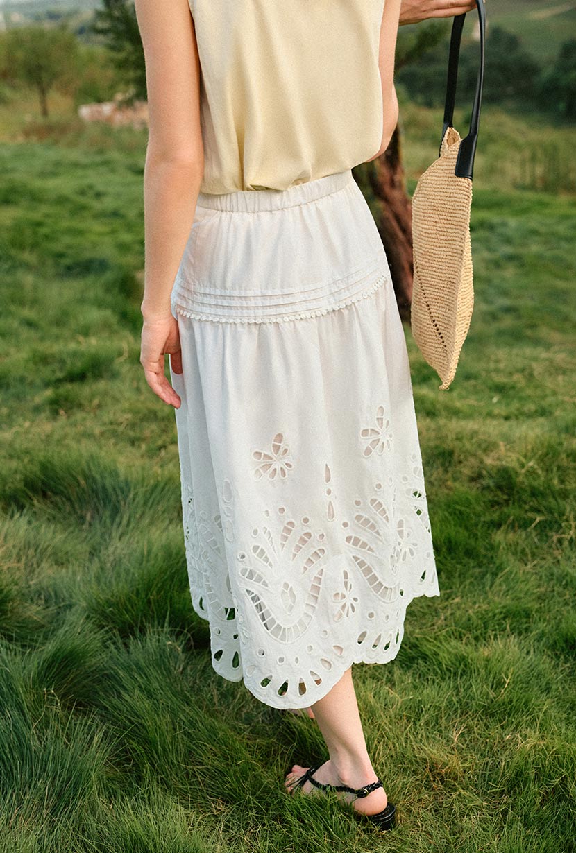 Petite Studio's Edna Cotton Embroidered Skirt in White 